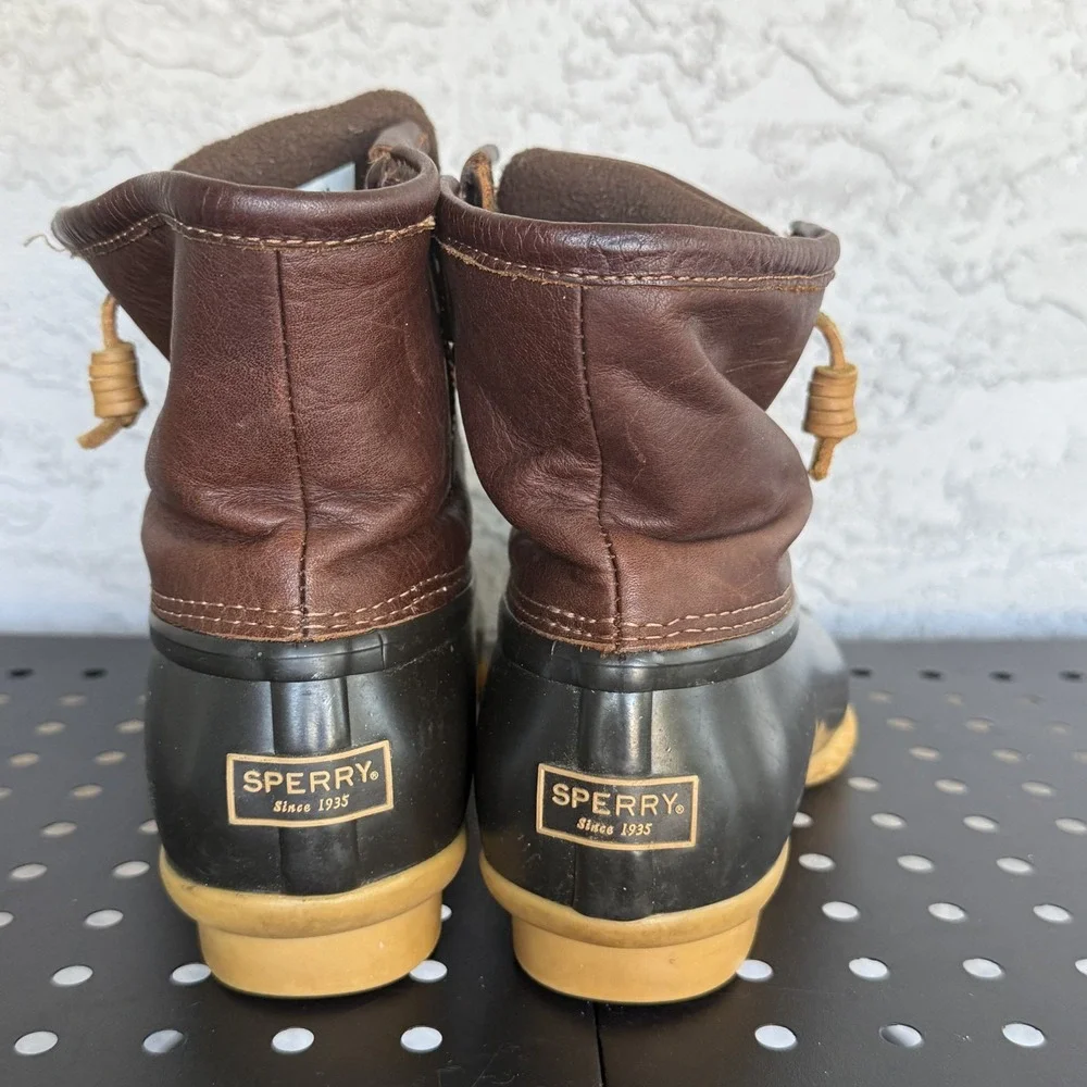 Sperry‎ Top-Sider Saltwater Duck Boot Womens 7 Brown/Navy STS91176 Classic